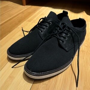 Vince Camuto Men’s Dress Sneaker